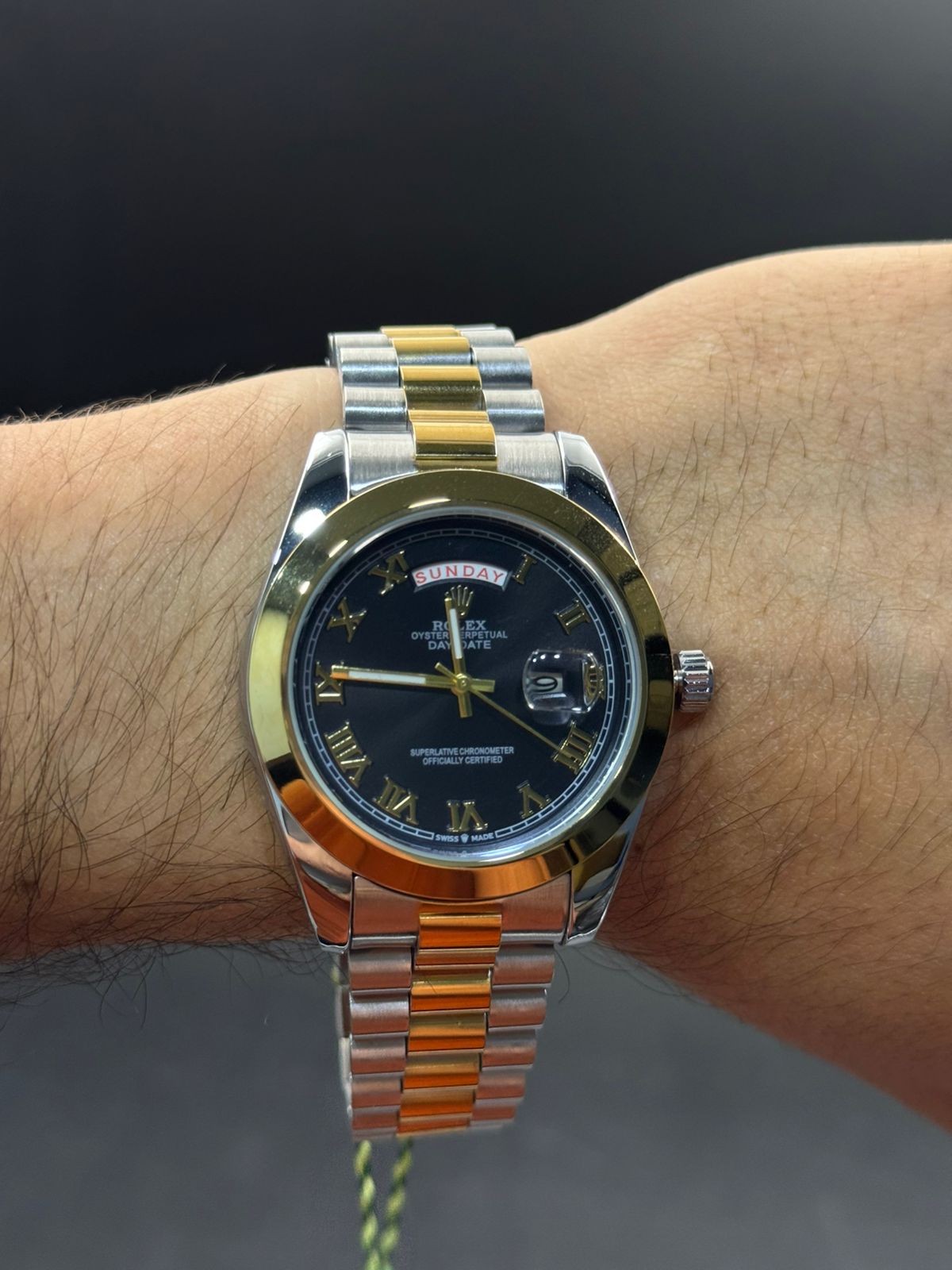 Rlx Roman Liso Bicolor Dorado Tablero Negro