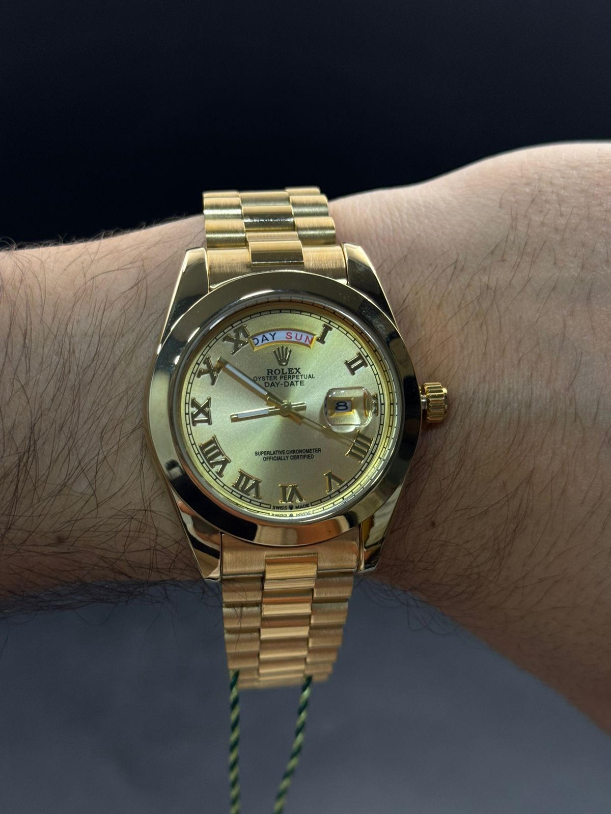 Rlx Roman Liso Dorado Tablero Dorado