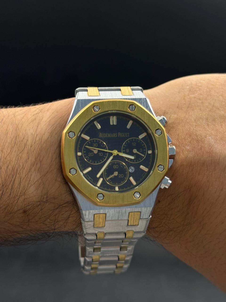 Admrs 2026 Crono Bicolor Dorado Tablero Negro Dorado