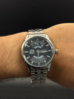 Ornt Calendar Plateado Tablero Negro