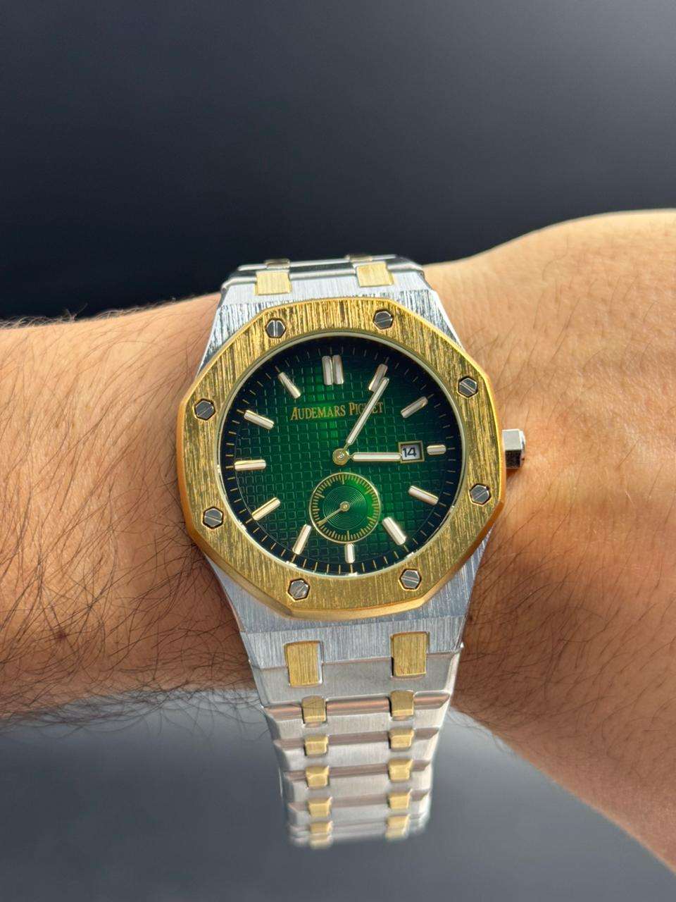 Admrs Royale Metalico Bicolor Dorado Tablero Verde