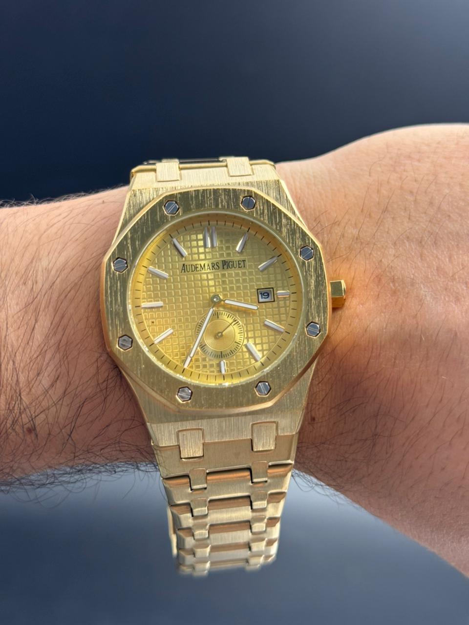 Admrs Royale Metalico Dorado Tablero Dorado