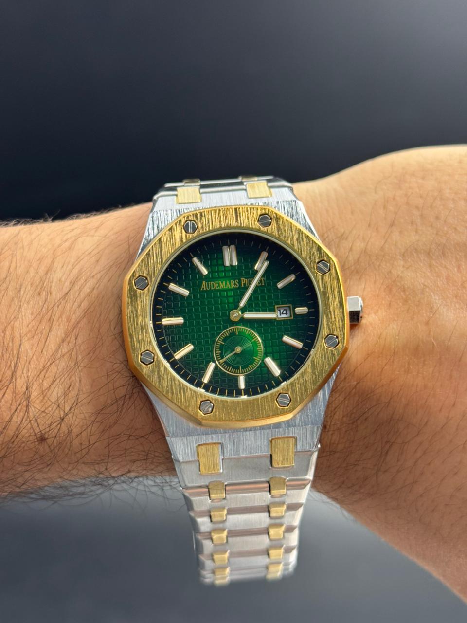 Admrs Royale Metalico Bicolor Dorado Tablero Verde