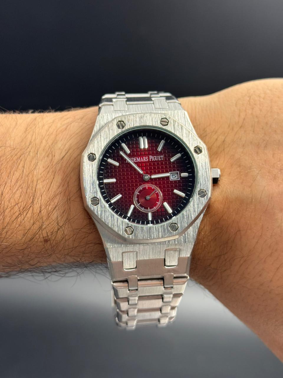 Admrs Royale Metalico Plateado Tablero Rojo