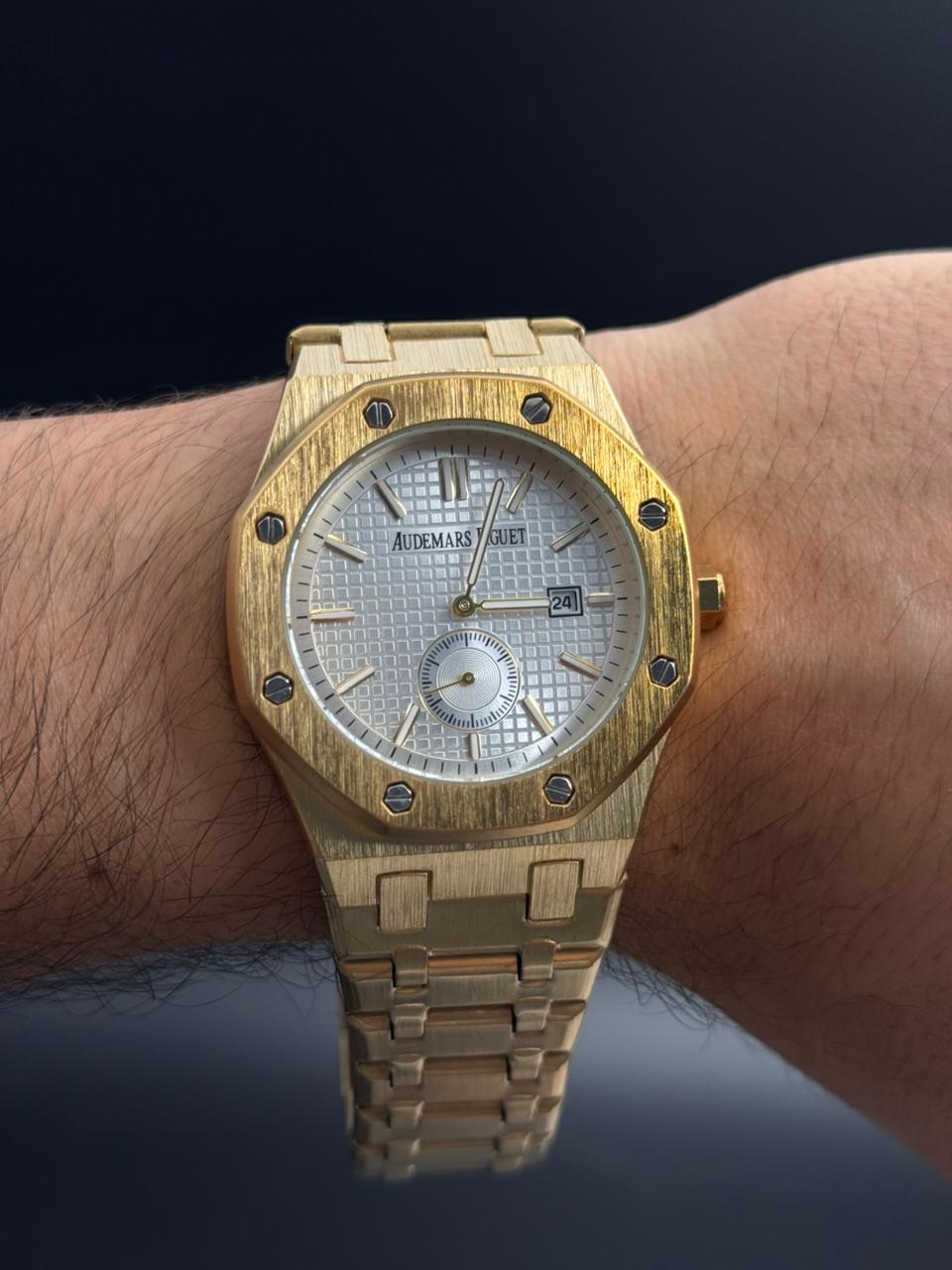 Admrs Royale Metalico Dorado Tablero Plateado