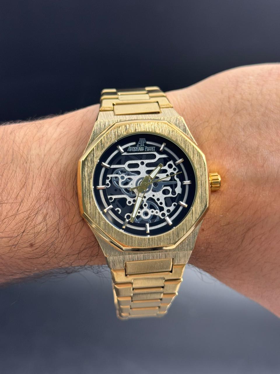 Admrs Oak Metalico Dorado Tablero Negro Plateado