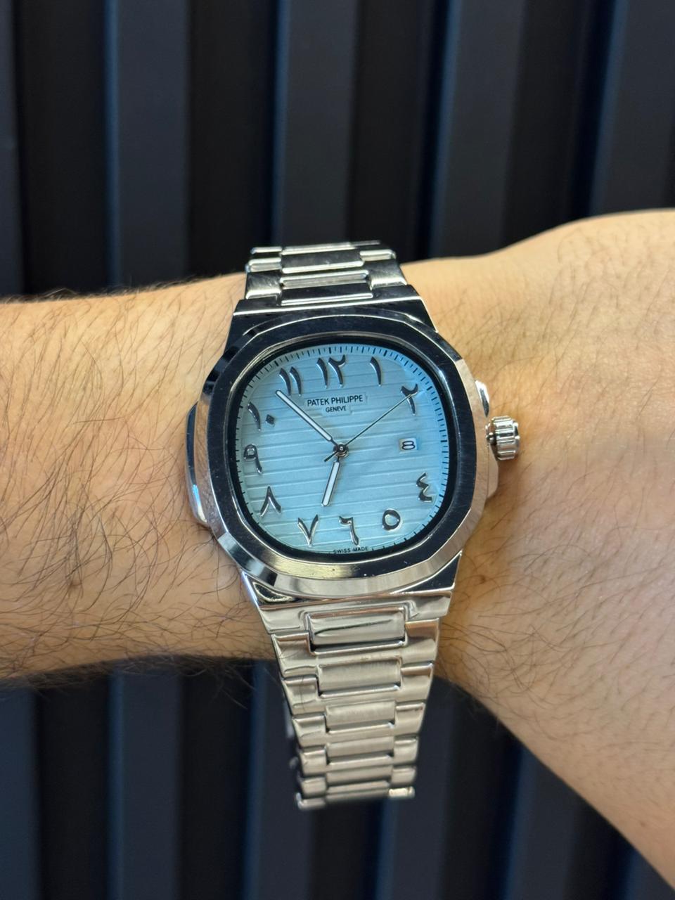 Ptk Arabe Plateado Tablero Azul Claro