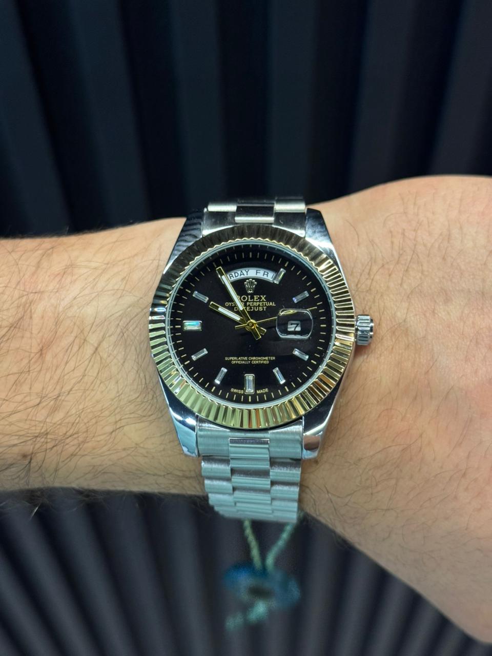 Rlx RSP Plateado Tablero Negro Dorado