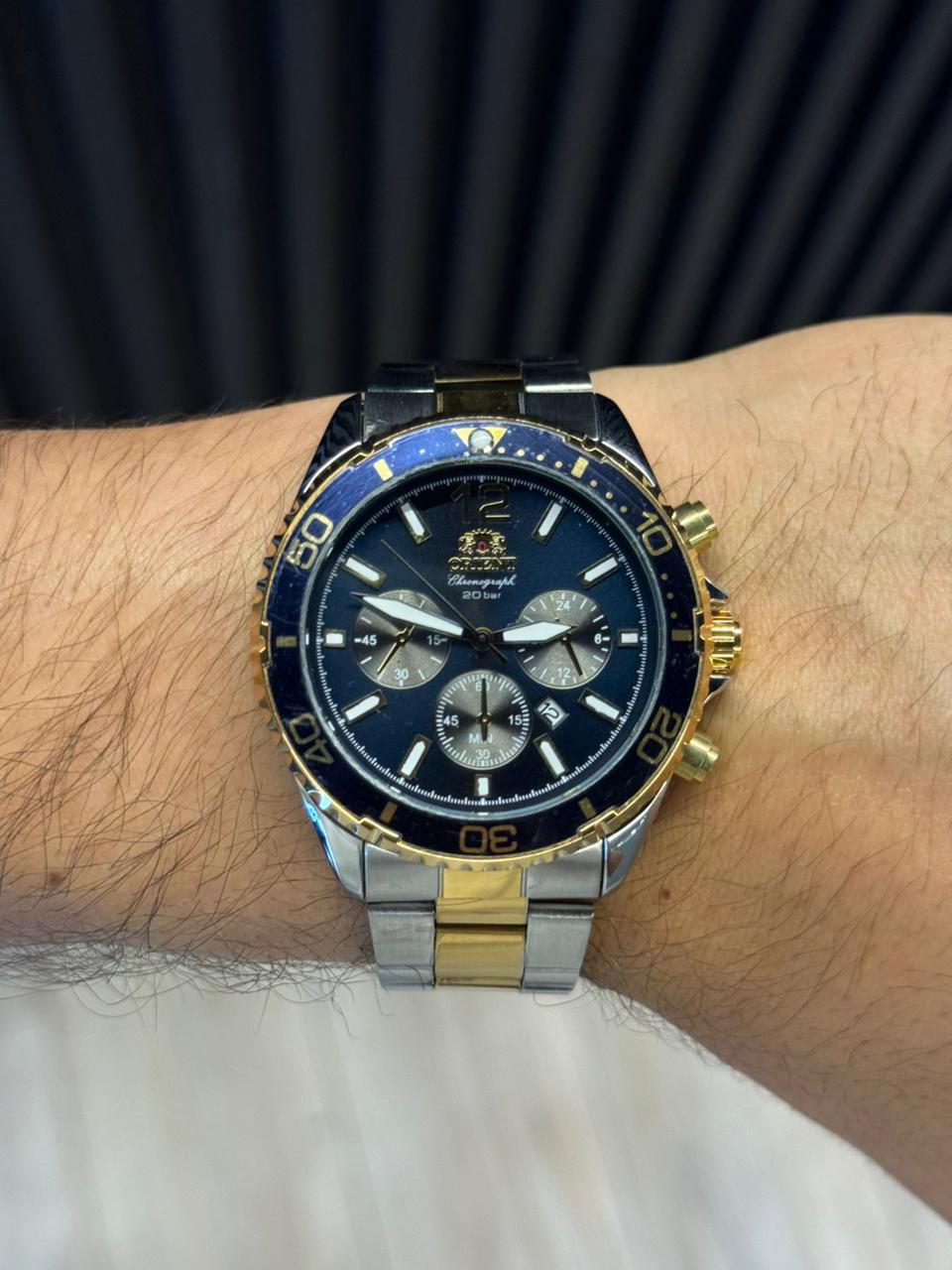 Ornt Mako Crono Bicolor Dorado Tablero Azul