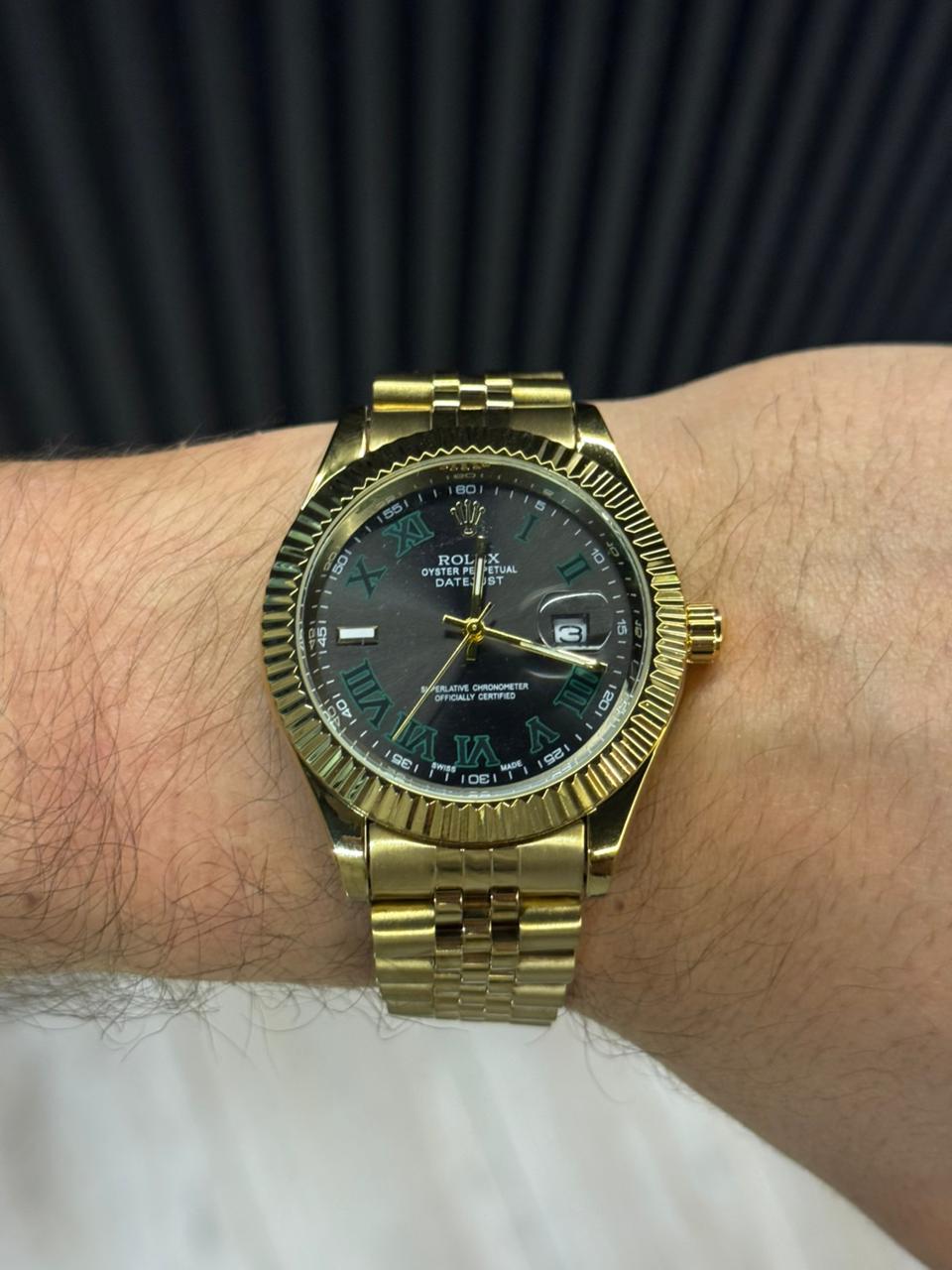 Rlx President Roman Dorado Tablero Gris Oscuro