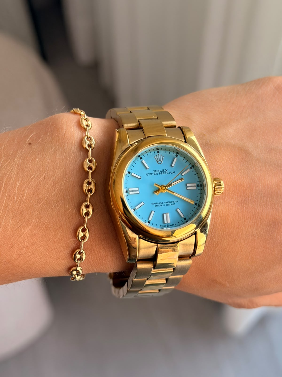 Rlx Explorer Mujer Dorado Tablero Azul