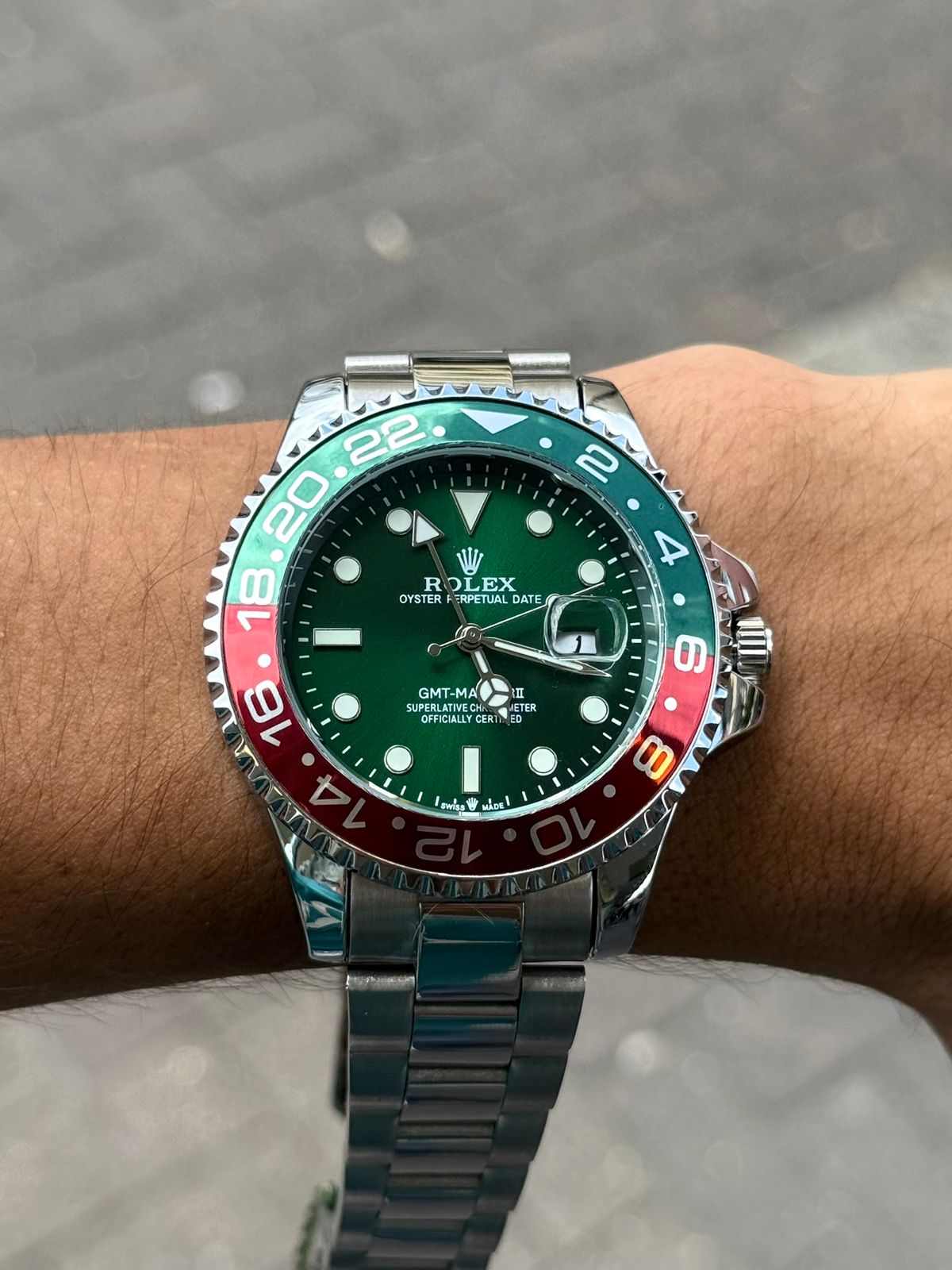 Rlx GMT 2 Plateado Tablero Verde Bisel Verde Rojo