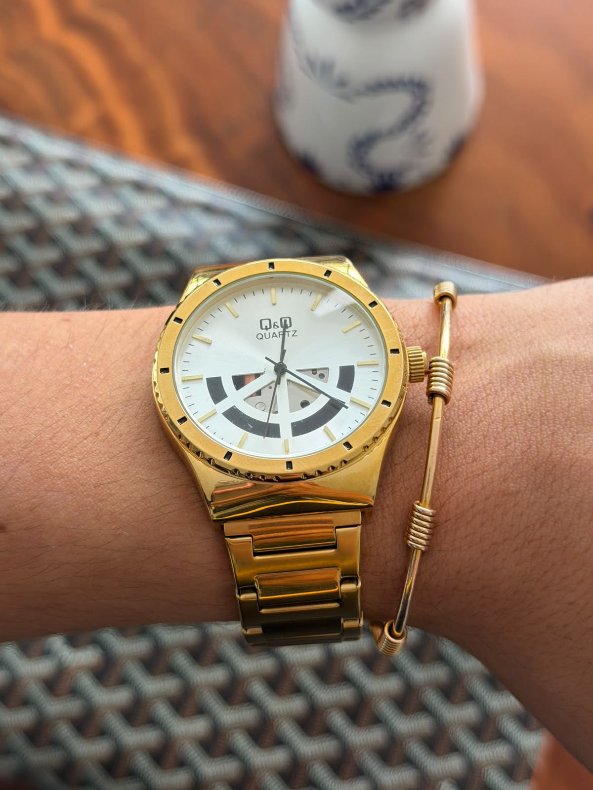QYQ B97 Dorado Tablero Blanco