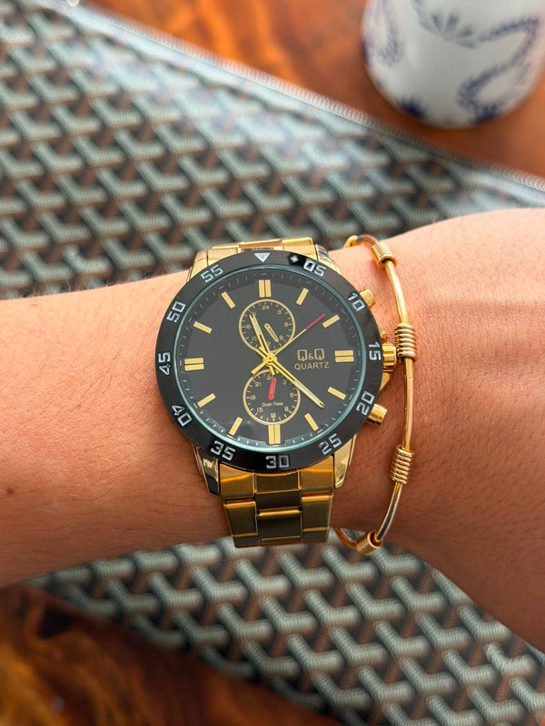 QYQ Crono Dorado Tablero Negro