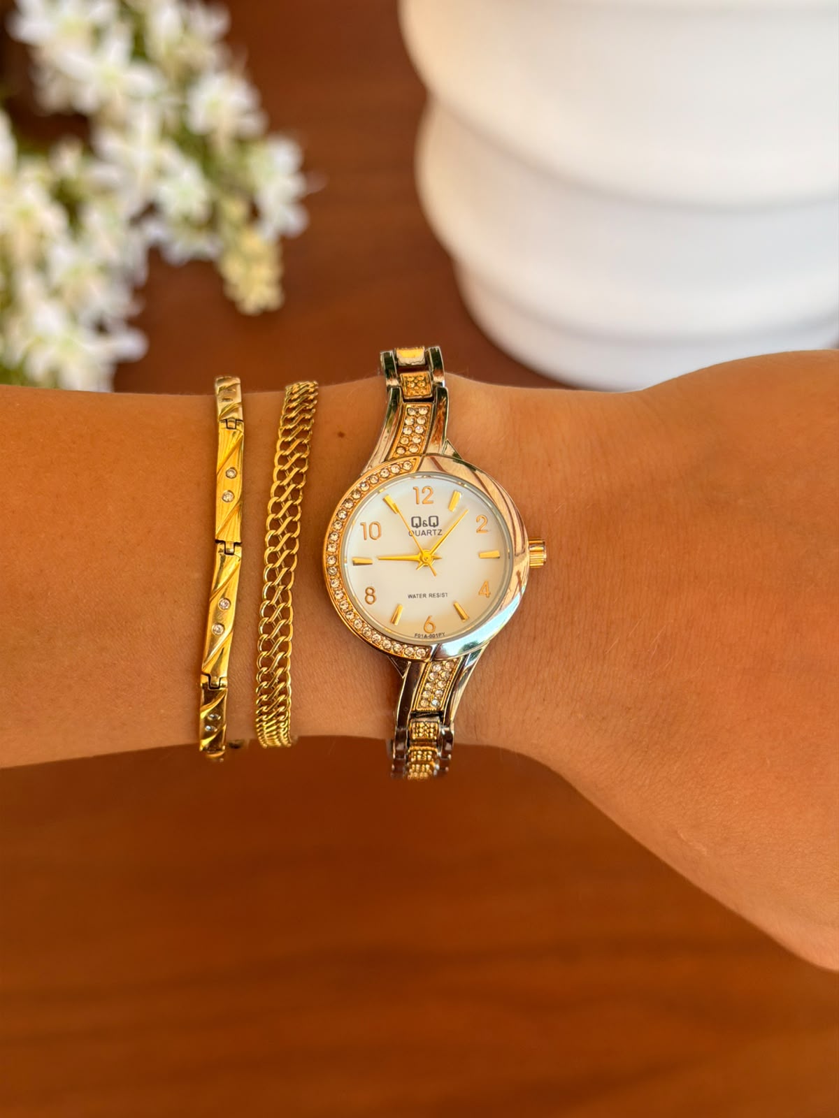 QYQ Mujer Bicolor Dorado Tablero Blanco