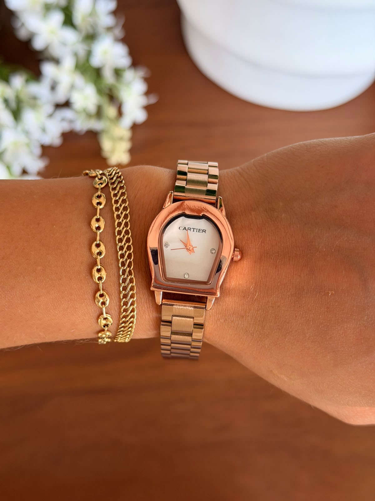 Crtr Mujer Oro Rosa Tablero Blanco