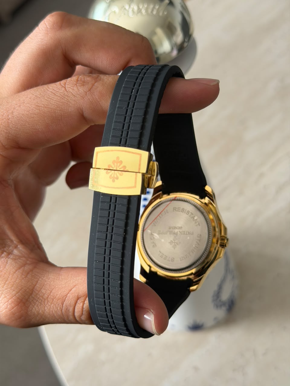 Ptk Goma Crono Negra Tablero Dorado