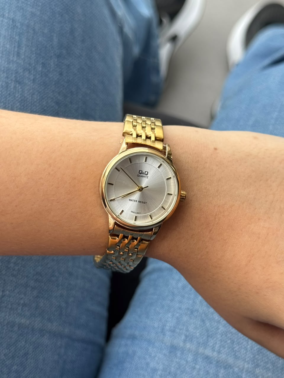 QYQ Mujer Quartz Dorado Tablero Plateado