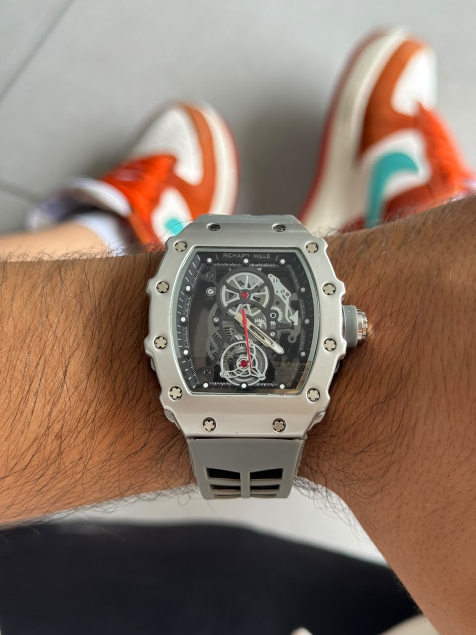 Rchrd Mll 2026 Goma Gris Tablero Plateado