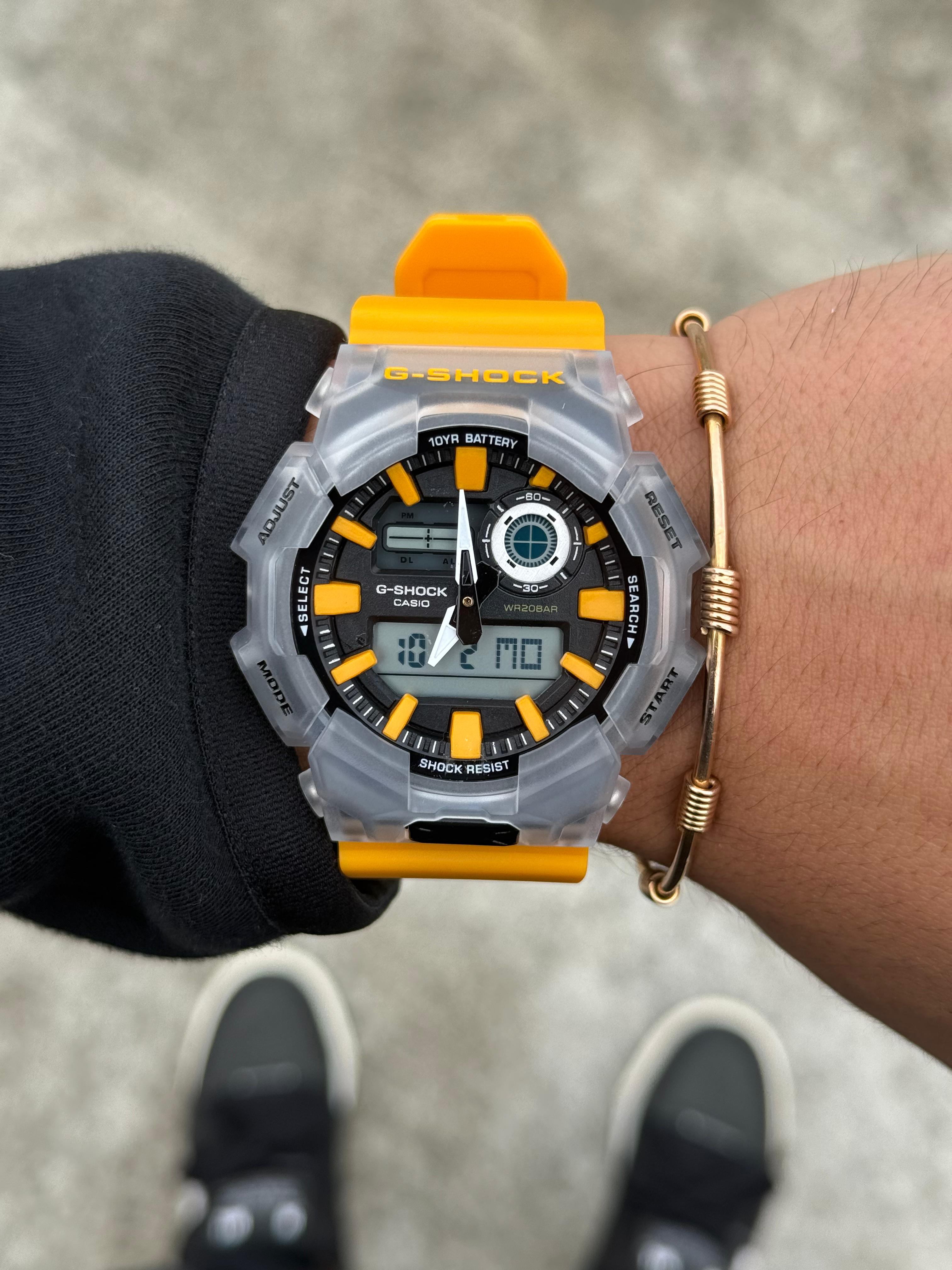 G-Shck GA-0105 Amarillo Tablero Negro