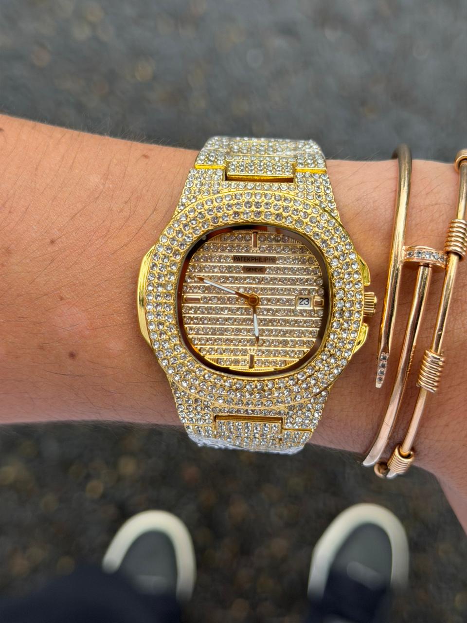 Patk Diamond Redondo Dorado Tablero Dorado