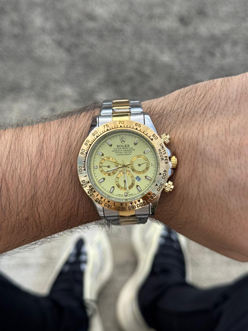 Rlx Daytn Bicolor Dorado Tablero Amarillo