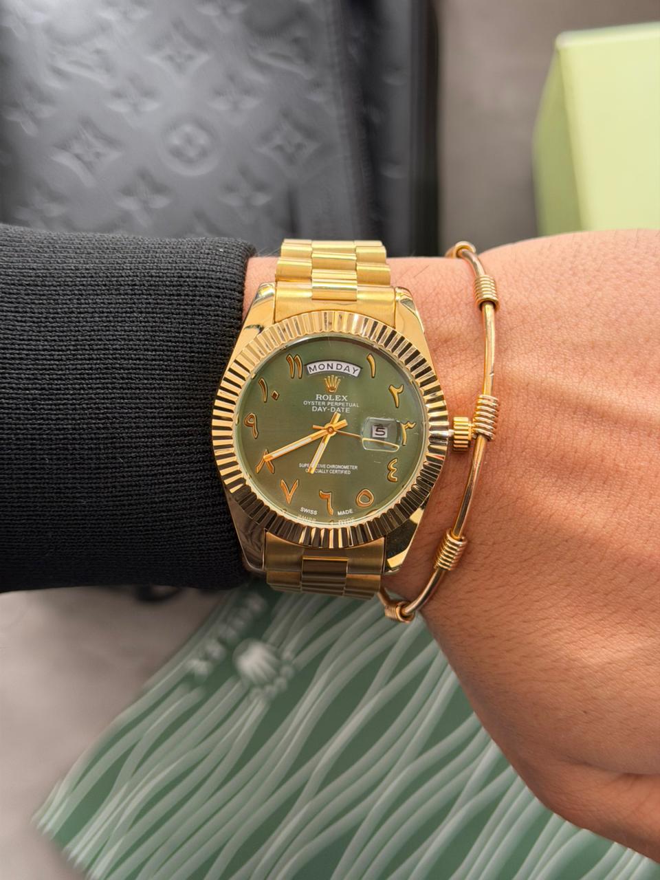 Rlx Arabe Dorado Tablero Verde