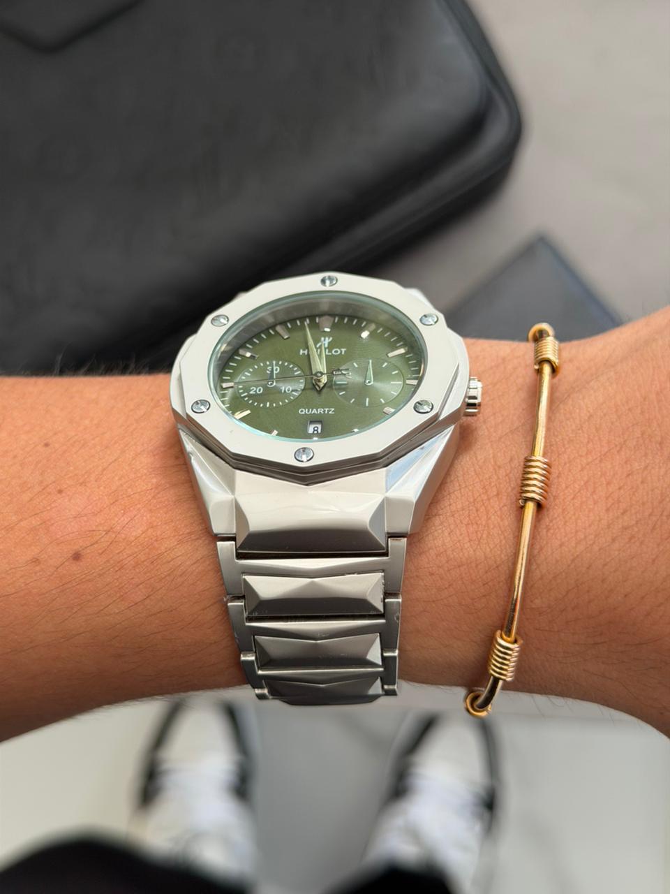 Hblt Resina Crono Gris Tablero Verde