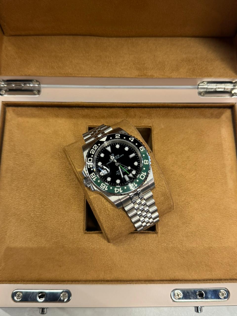 Rlx Luxury Plateado Tablero Negro Bisel Negro Verde