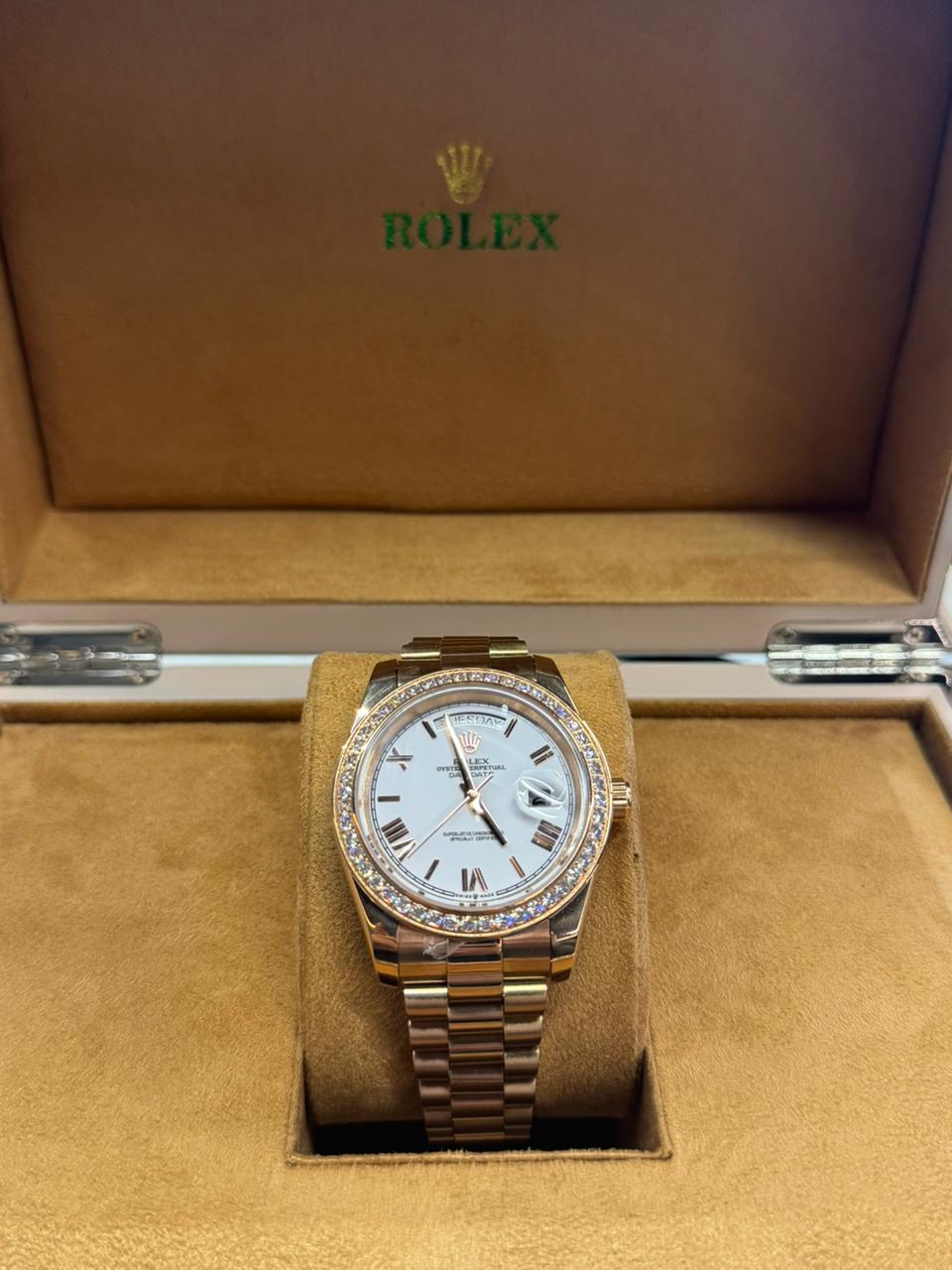 Rlx Luxury Oro Rosa Tablero Blanco Bisel Diamantes