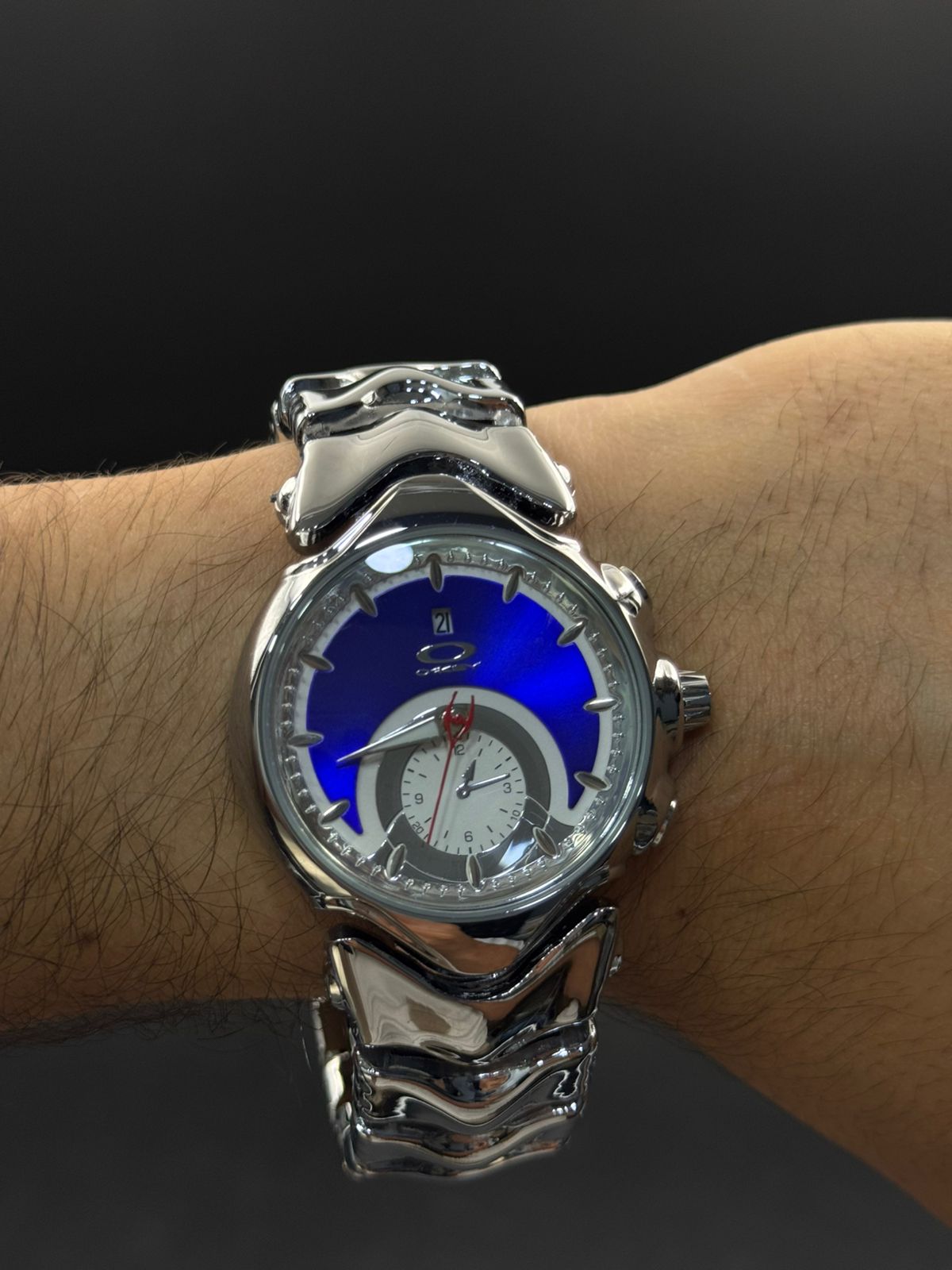 Okey Judge Plateado Tablero Azul Blanco