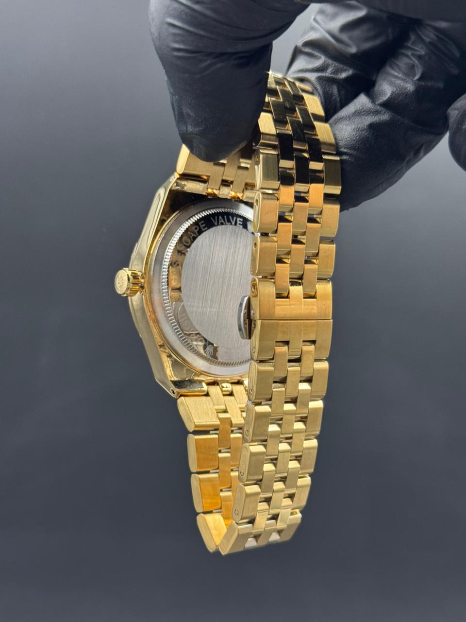Rlx Lx Arabe Dorado Tablero Plateado