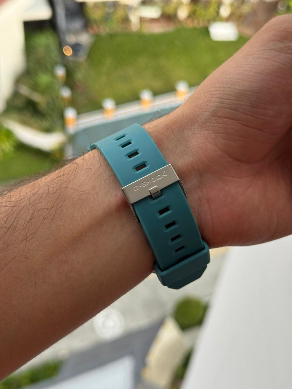 G-Shck GA-0105 Celeste Tablero Negro - Transparente