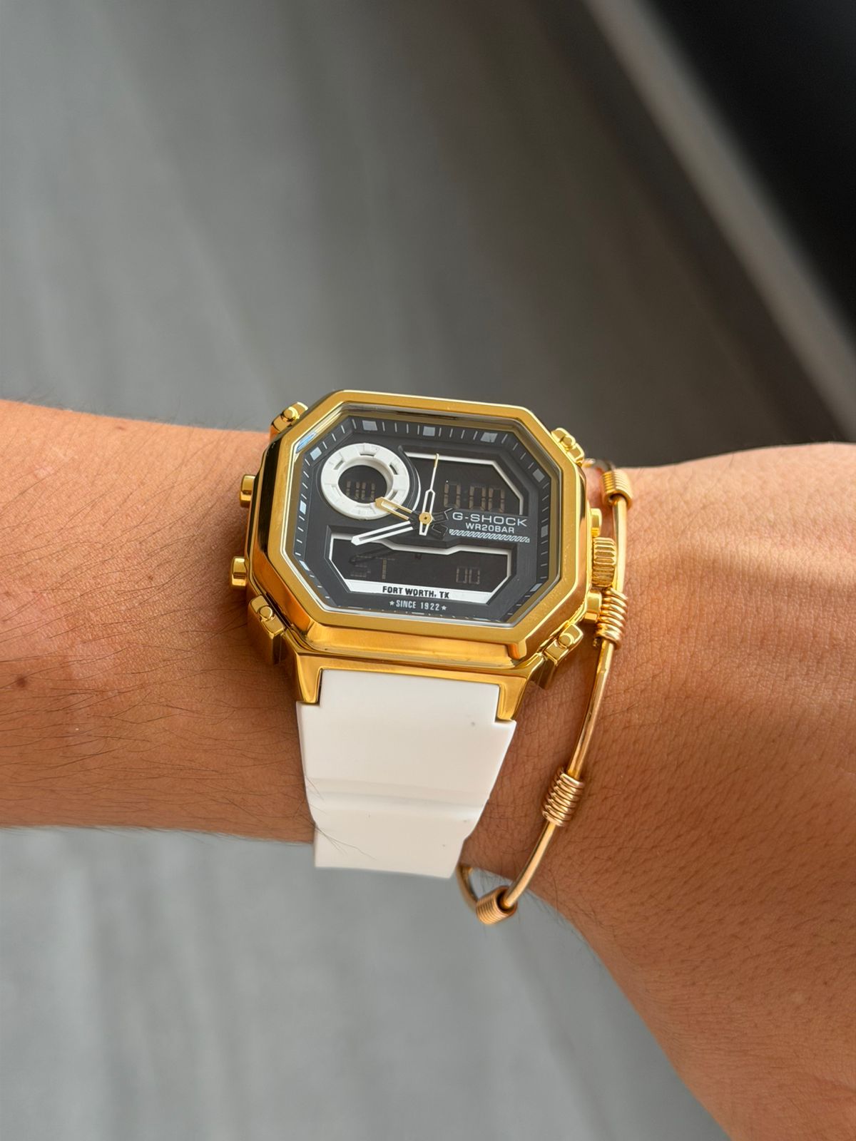 G-Shck Royale Blanco Tablero Negro-Dorado