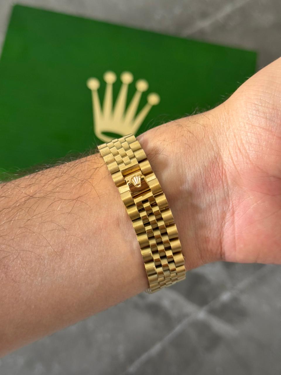 Rlx Roman Liso Dorado Tablero Plateado