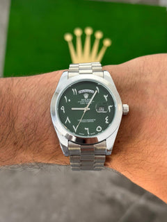 Rlx Arabe Liso Plateado Tablero Verde