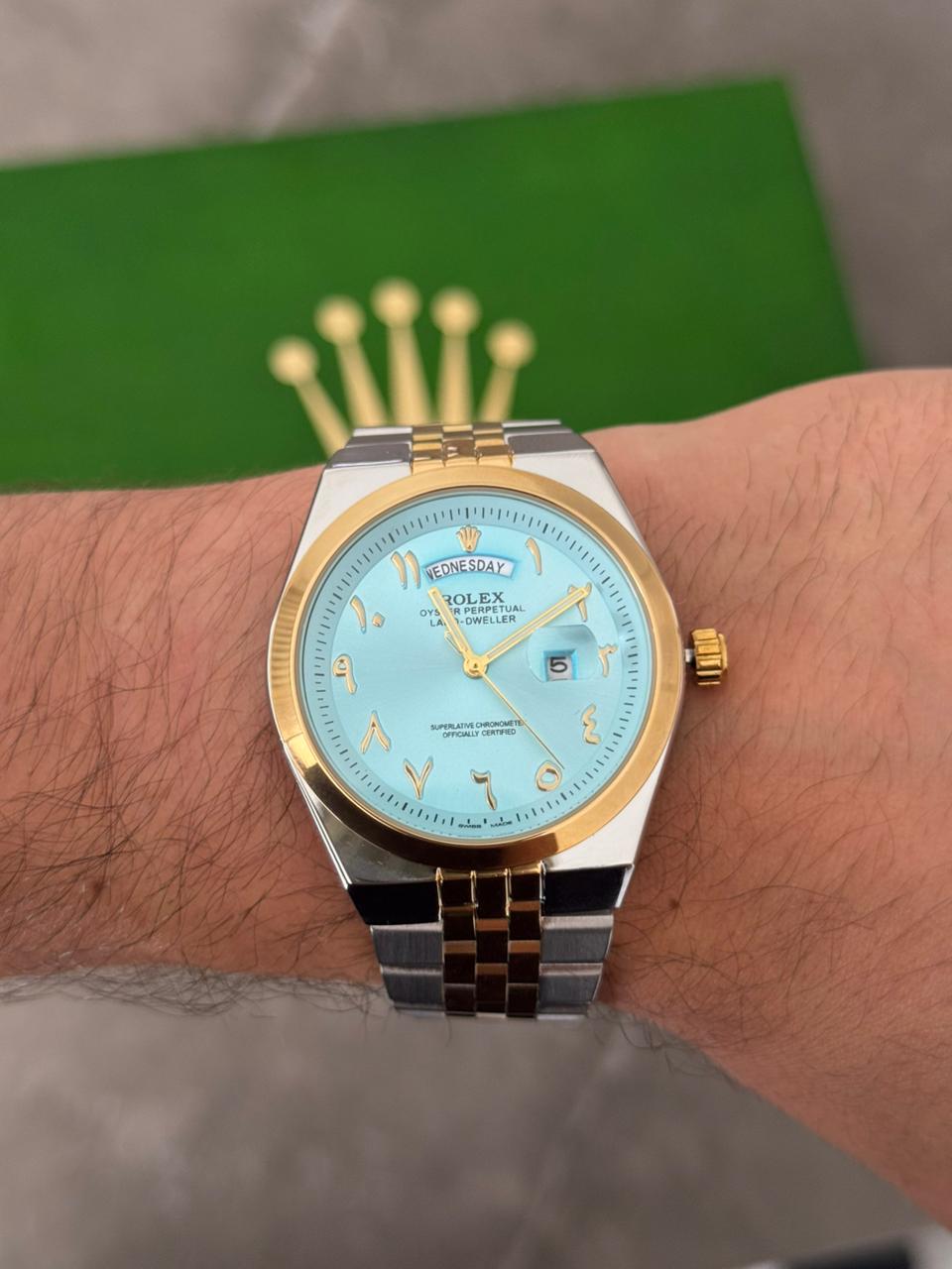 Rlx Lx Arabe Bicolor Dorado Tablero Azul Claro