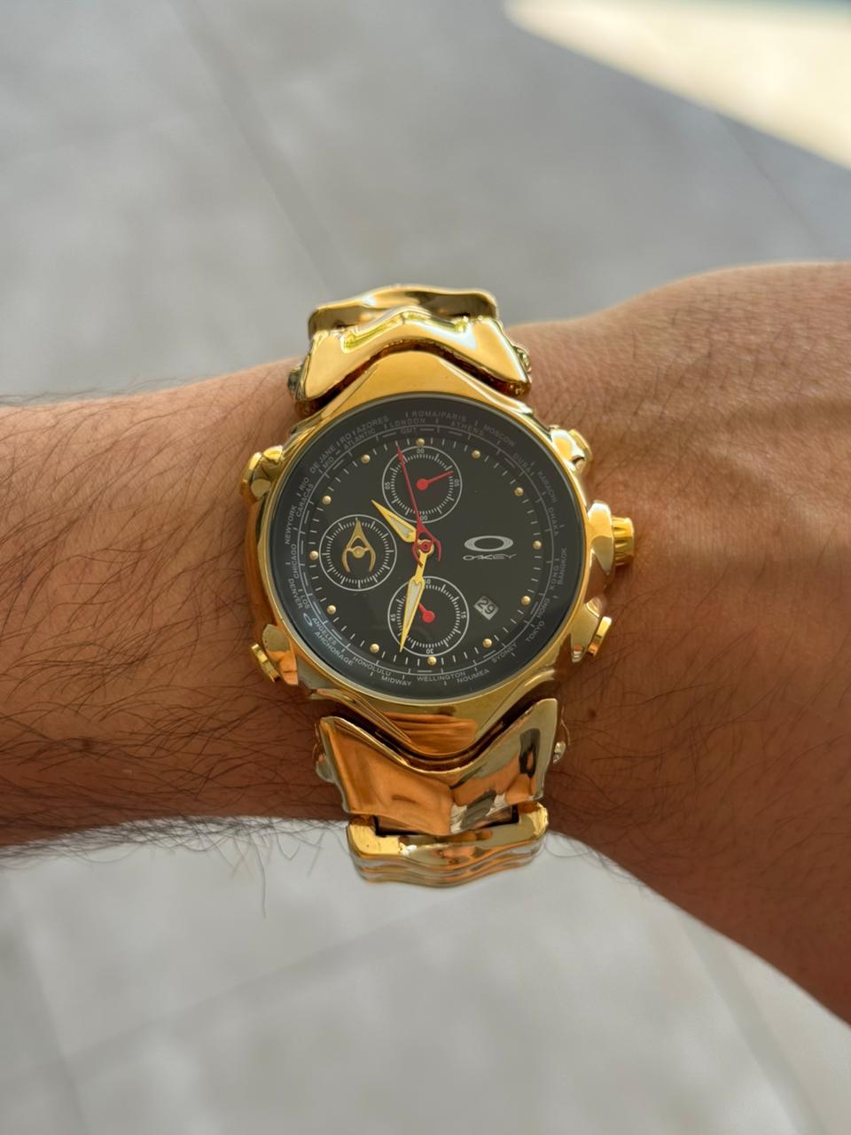 Okey Gmt Dorado Tablero Negro