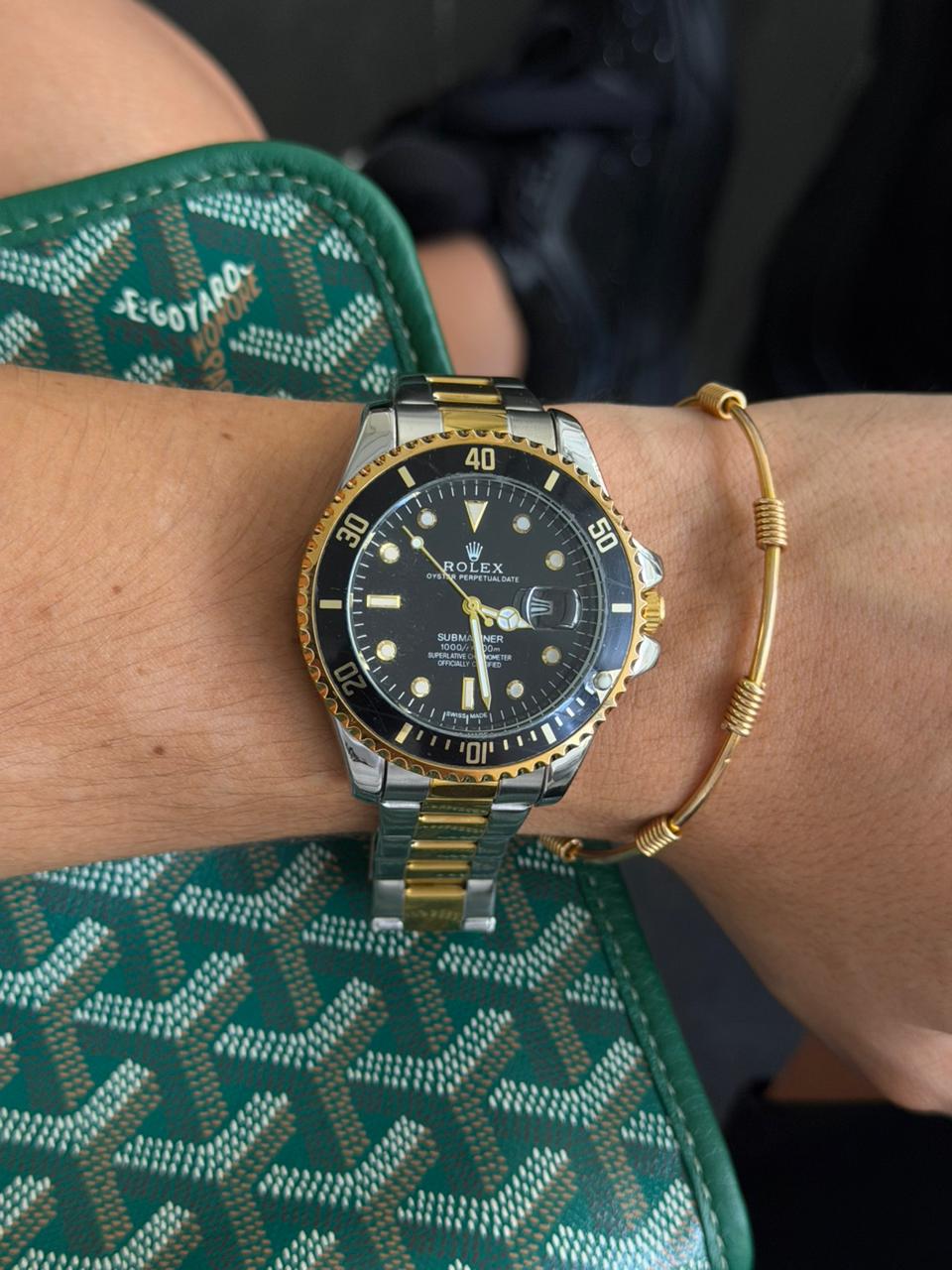 Rlx  Submariner New Bicolor Dorado Tablero Negro Bisel Negro