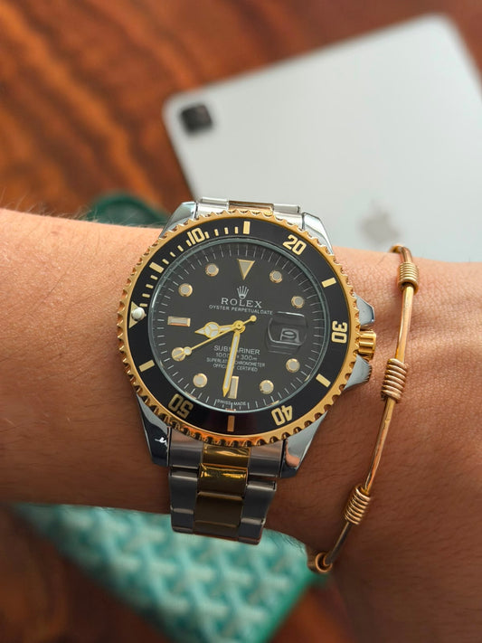 Rlx  Submariner Bicolor Dorado Tablero Negro Bisel Negro