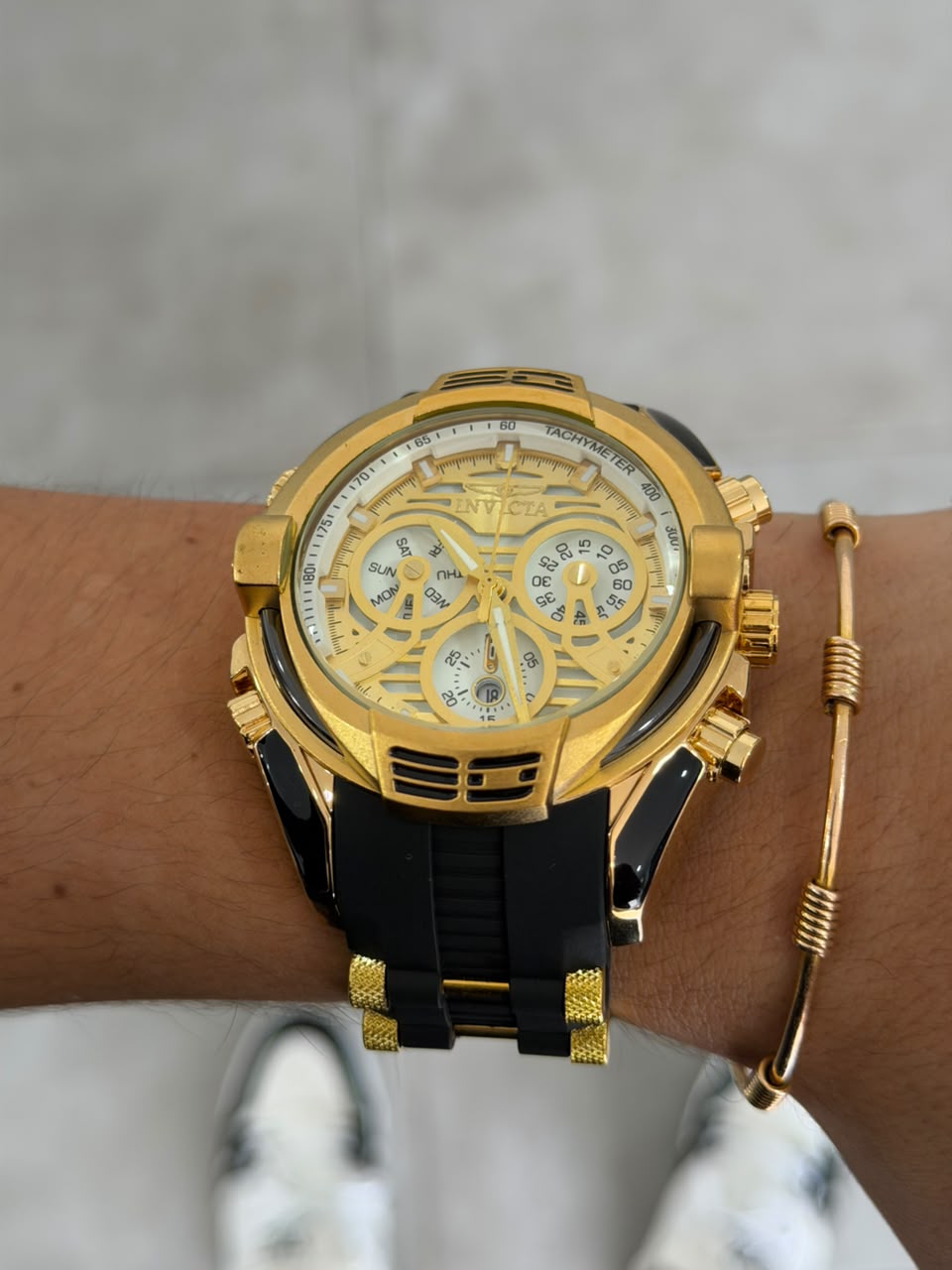 Invct Aviator Goma Negra Tablero Blanco Dorado