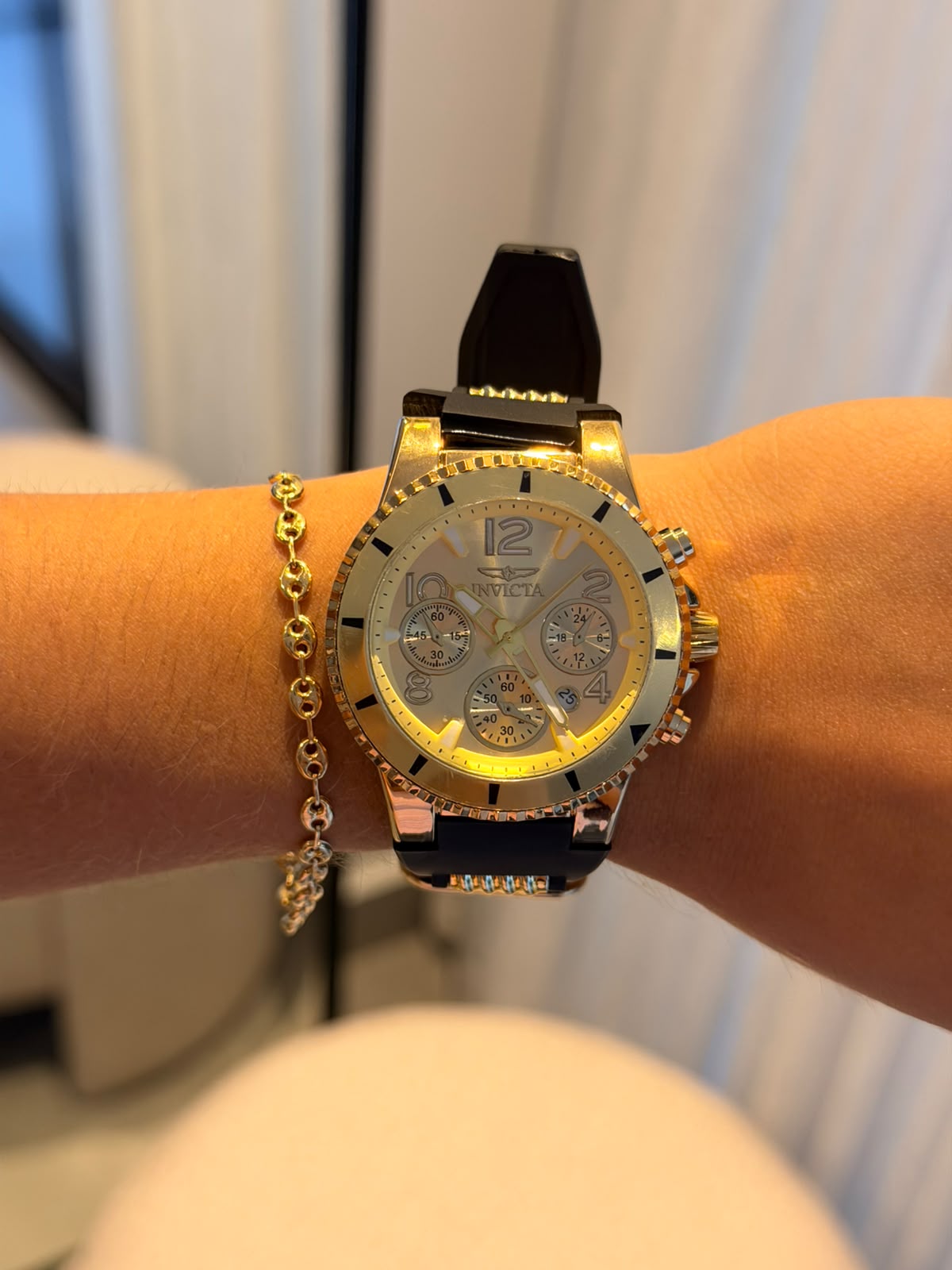 Invct 5H Mujer Goma Negra Tablero Dorado Dorado